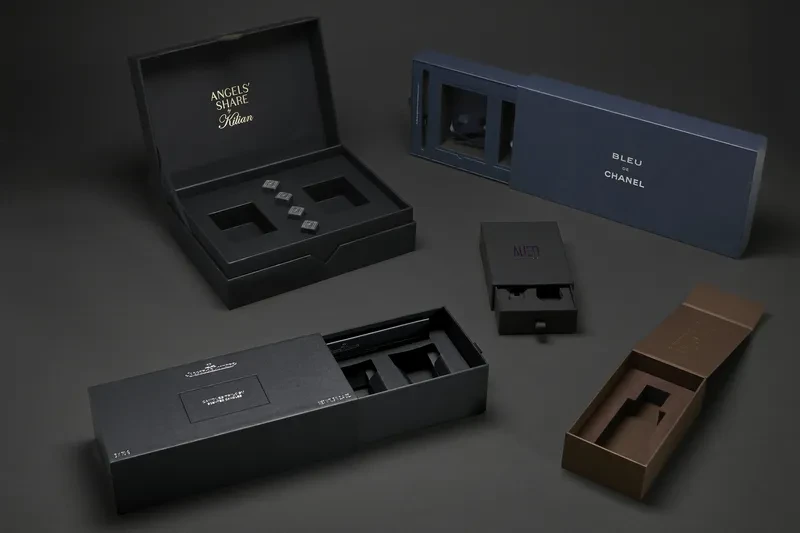 Parfums_1_resultat.webp