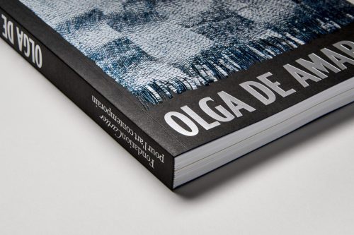 Olga-De-Amaral detail-couv 1